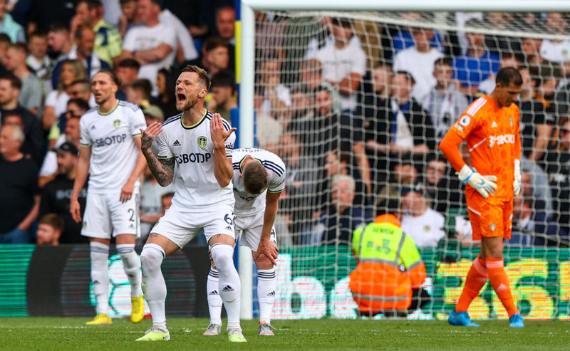 Leeds er fallið í B-deildina