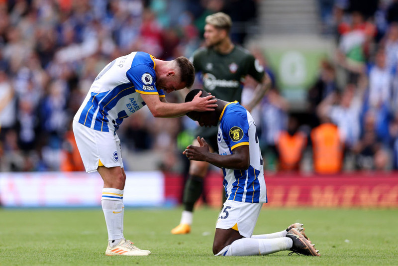Brighton er búið að selja Alexis Mac Allister og Moises Caicedo.