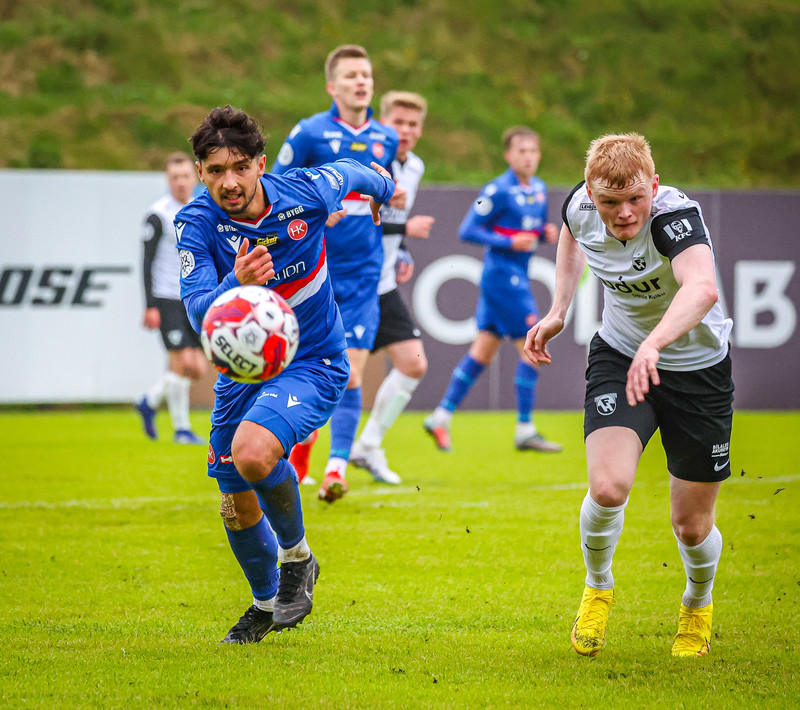 Grasleikirnir færðir til í kuldakasti - FH víxlar heimaleikjum við HK