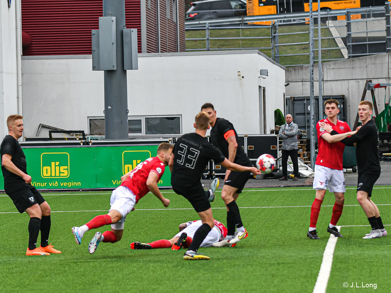Myndaveisla: Valur og FH skildu jöfn í Bestu-deild karla