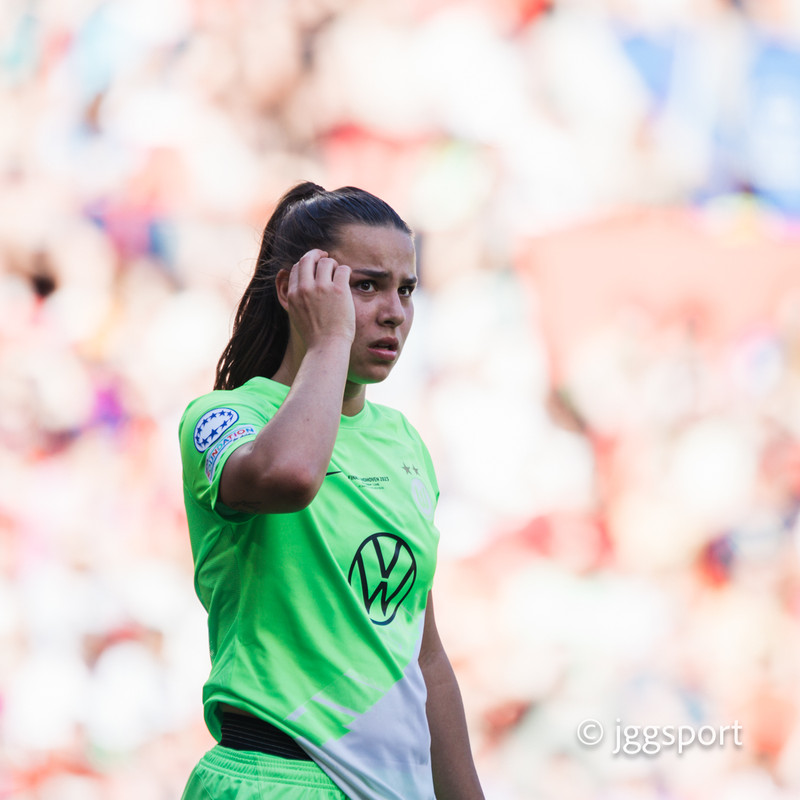 Lena Oberdorf er að skipta frá Wolfsburg til Bayern í sumar.