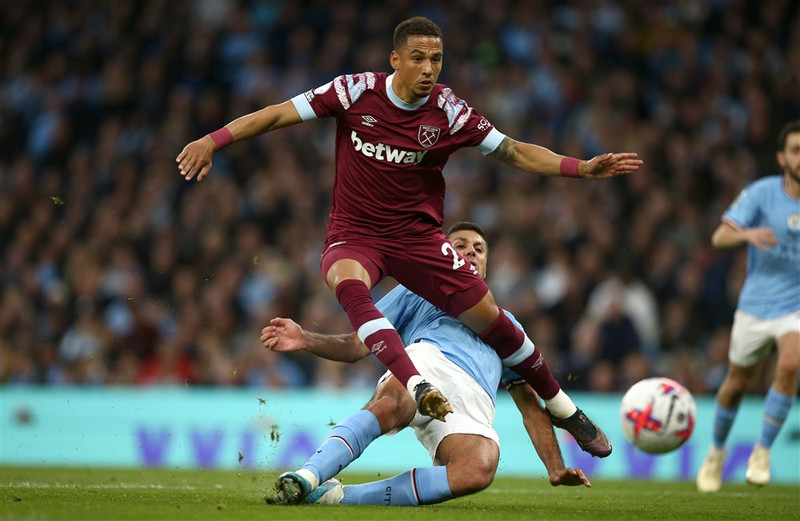 Mónakó kaupir Kehrer af West Ham (Staðfest)