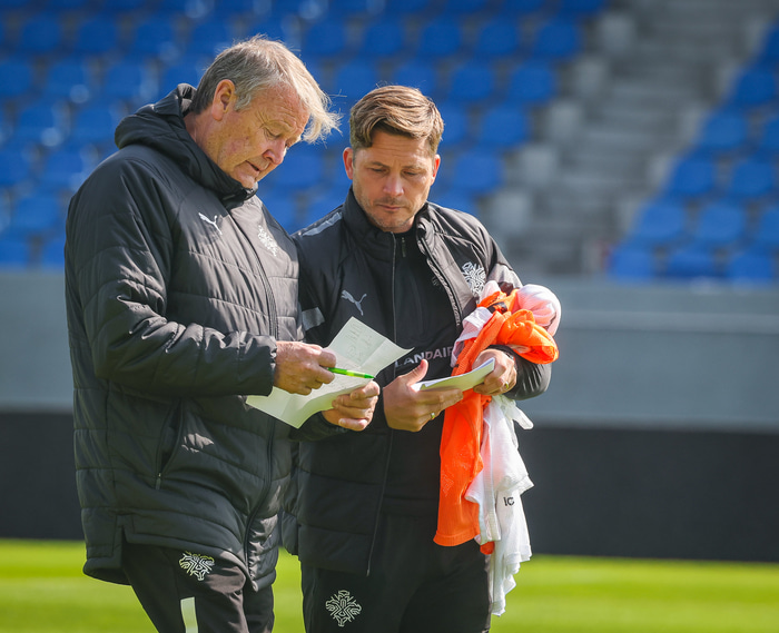 Åge Hareide og Jói Kalli.