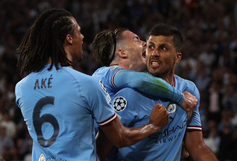 Meistaradeildin: Man City fullkomnaði þrennuna