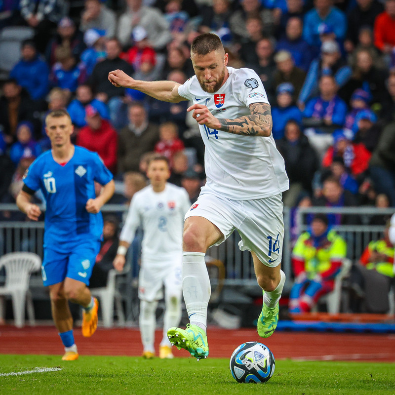 Milan Skriniar í leik á Laugardalsvelli.