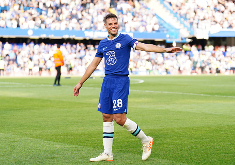 Azpilicueta kveður Chelsea með tárin í augunum