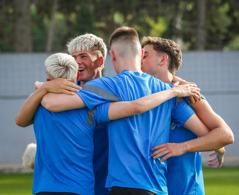 Frá æfingu U19 liðsins á Möltu.