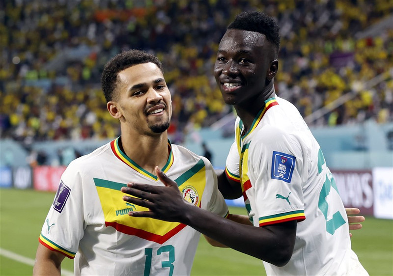 Leggja fram tilboð í Enzo - Ræða aftur um Ndiaye
