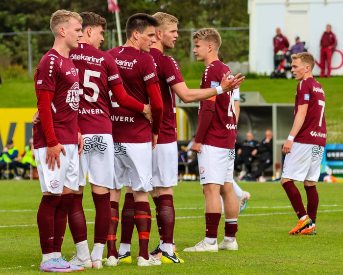 Selfoss fer í heimsókn til nágranna sinna úr Þorlákshöfn.