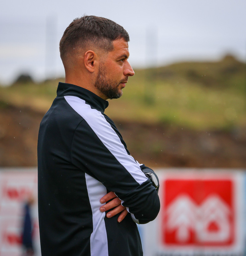 Todor Hristov verður ekki þjálfari ÍBV áfram.