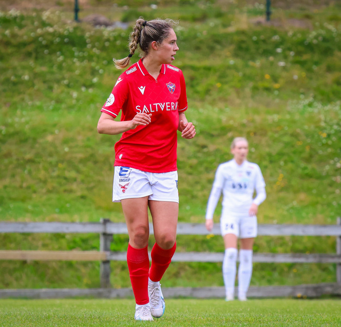 Landsliðskonan Bryndís Arna Níelsdóttir fór til Svíþjóð.