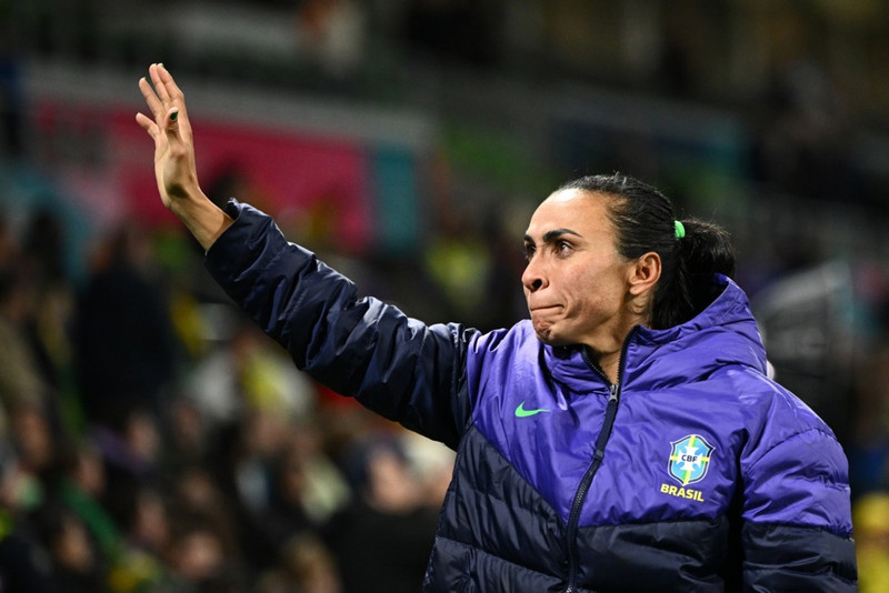 <b>Marta (Brasilía)</b> - Marta er lifandi goðsögn í kvennaboltanum. Hún er 38 ára og hyggst leggja landsliðsskóna á hilluna eftir leikana. Hún hefur tvisvar fengið silfur á Ólympíuleikunum en nú ætlar hún að kveðja með gulli.