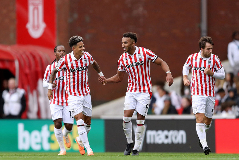 <b>15. Stoke City</b> - Náðu að bjarga sér frá falli á síðasta tímabili með öflugum lokaspretti. Mikill léttir fyrir stuðningsmenn.