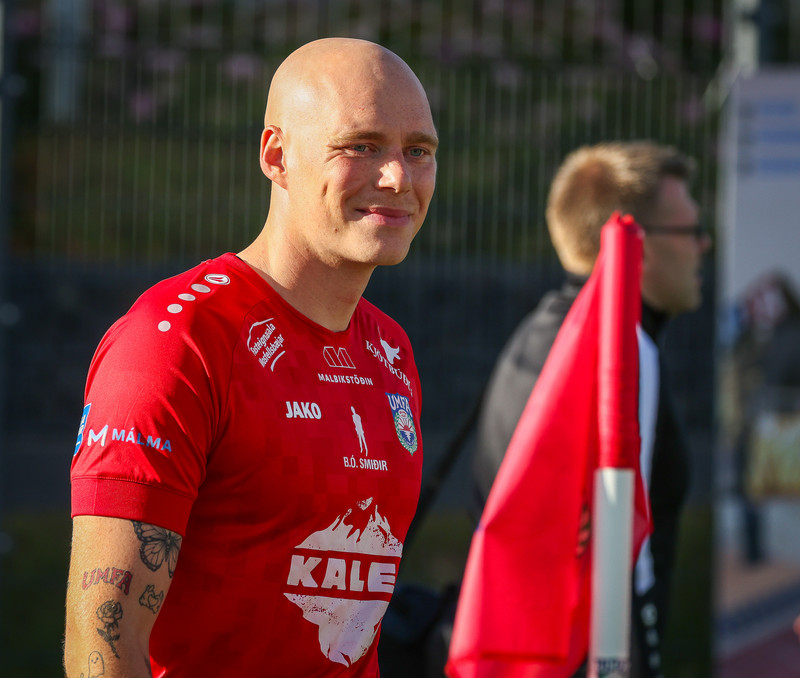 Veisla allt til endaloka.