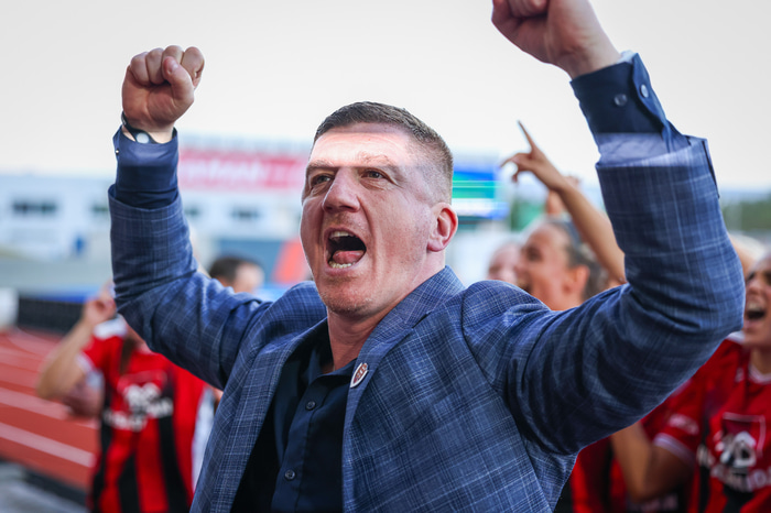 John Andrews, þjálfari Víkings.