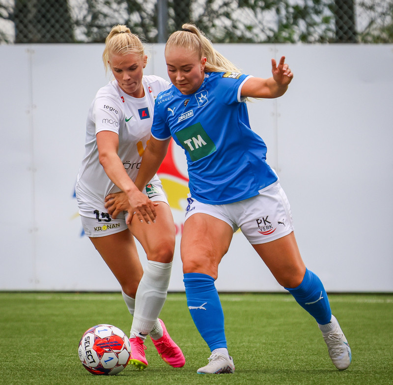 Myndaveisla: Stjarnan skellti Blikum