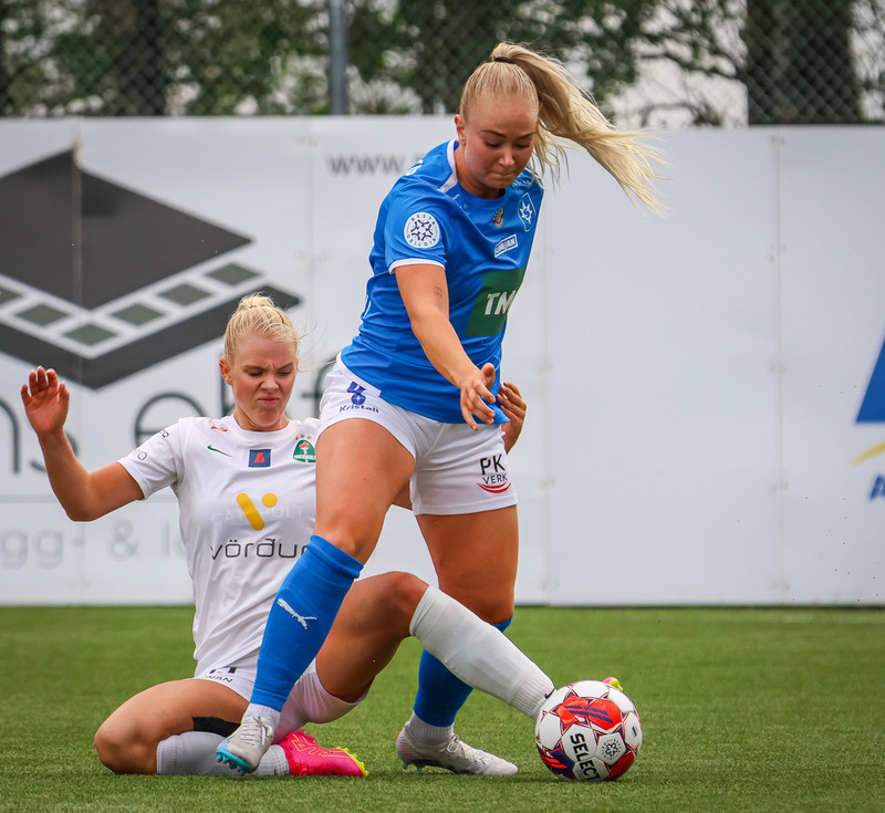 Myndaveisla: Stjarnan skellti Blikum