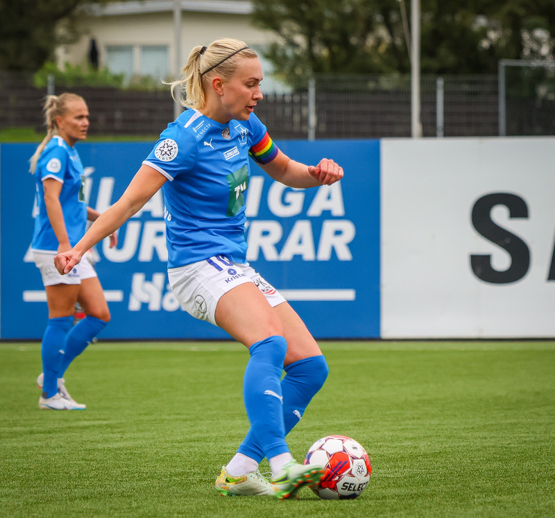Myndaveisla: Stjarnan skellti Blikum