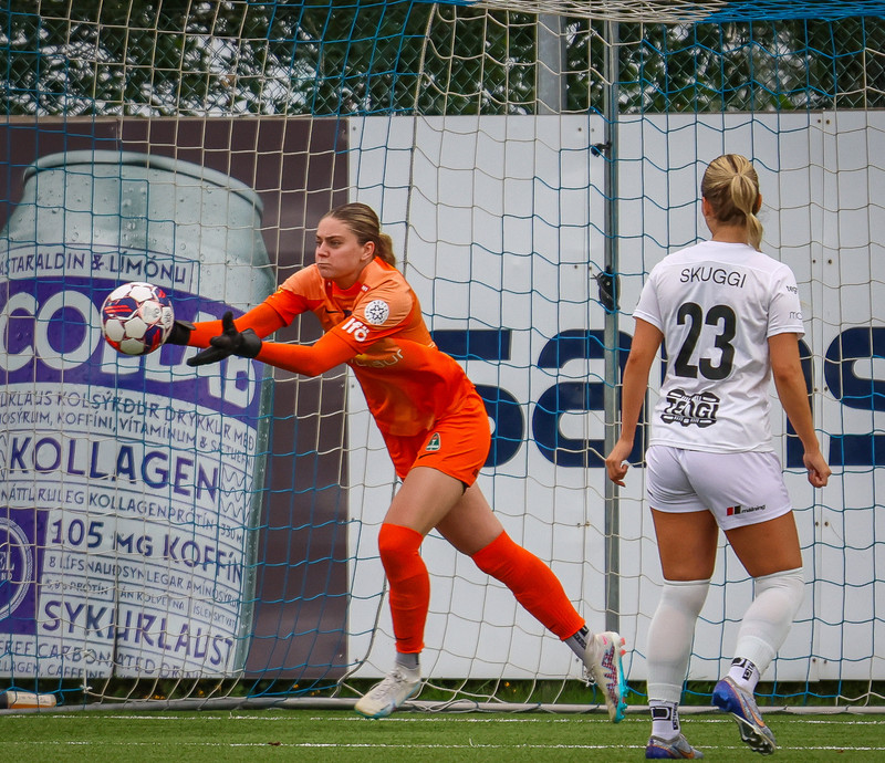 Myndaveisla: Stjarnan skellti Blikum