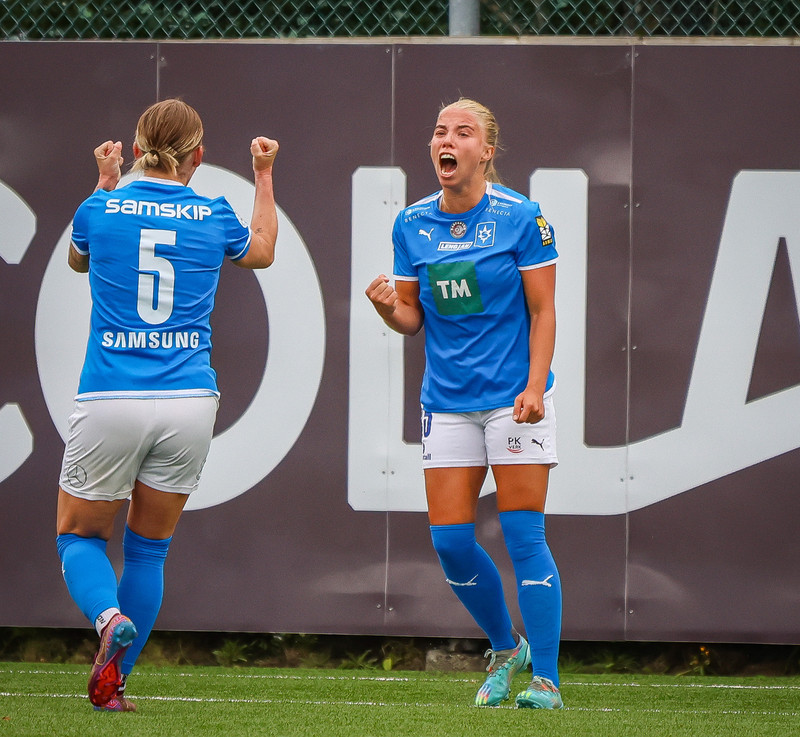 Myndaveisla: Stjarnan skellti Blikum