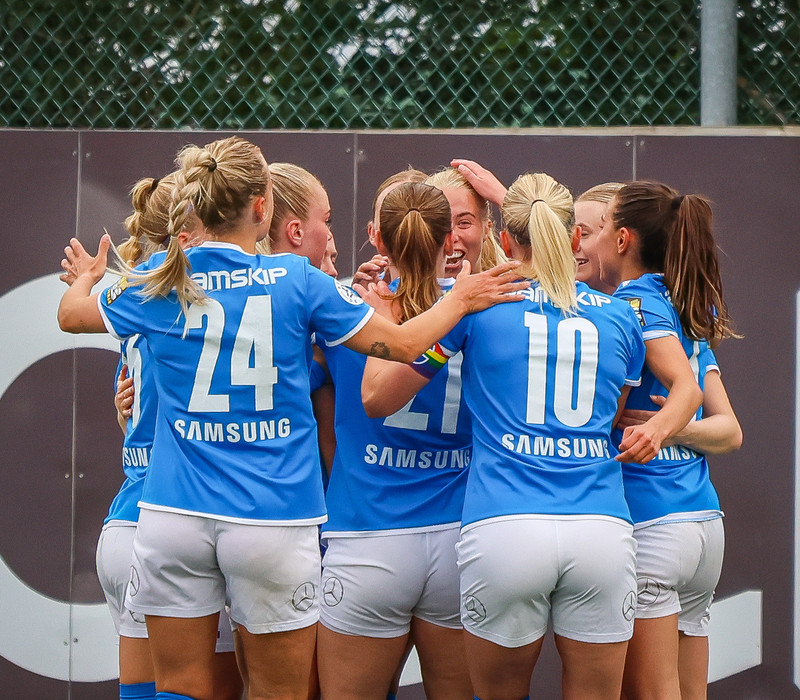 Myndaveisla: Stjarnan skellti Blikum