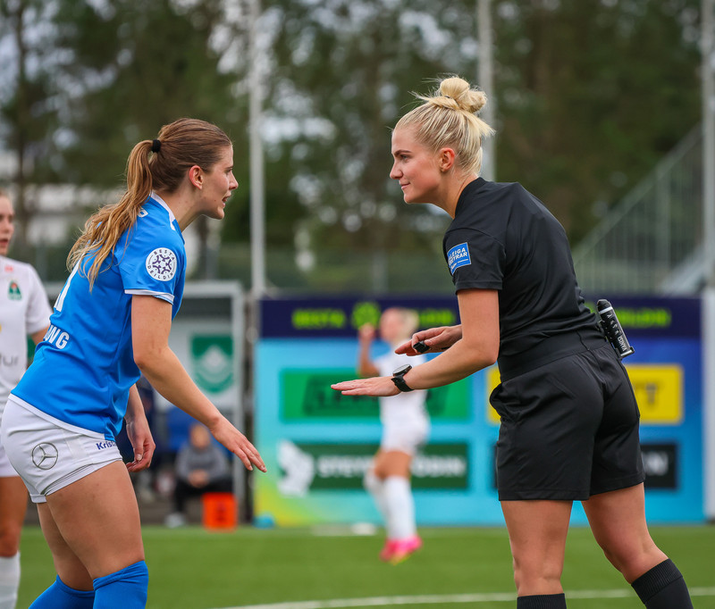 Myndaveisla: Stjarnan skellti Blikum