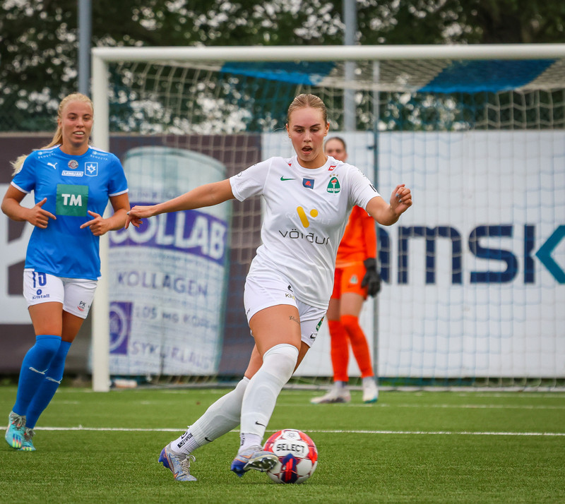 Myndaveisla: Stjarnan skellti Blikum