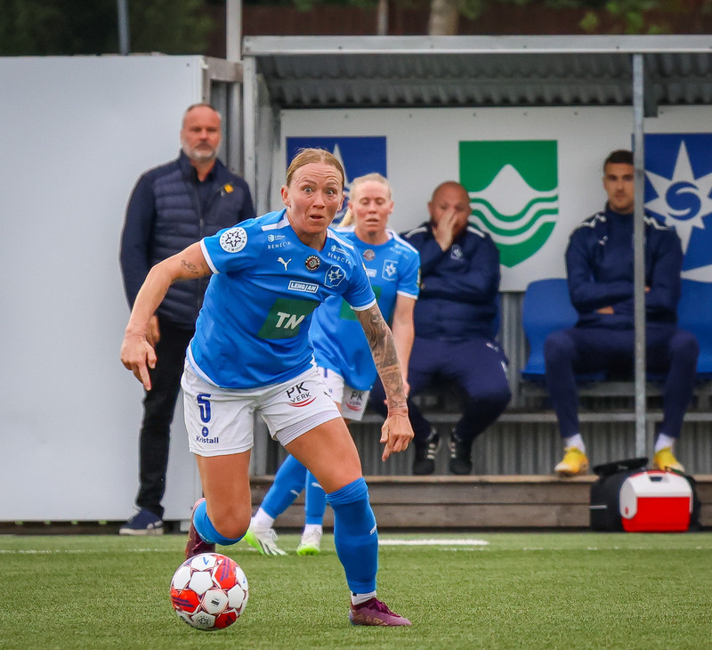 Myndaveisla: Stjarnan skellti Blikum