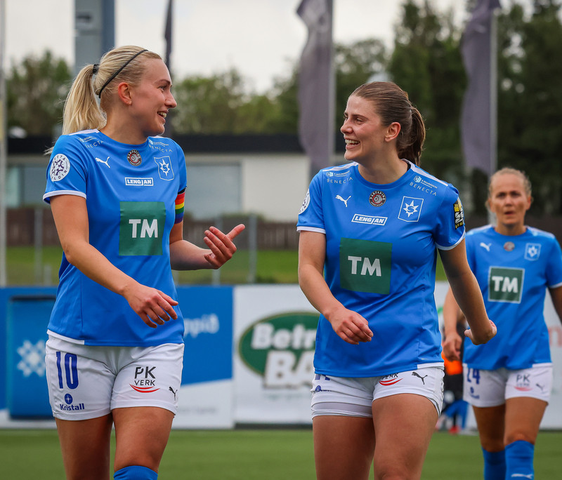 Myndaveisla: Stjarnan skellti Blikum