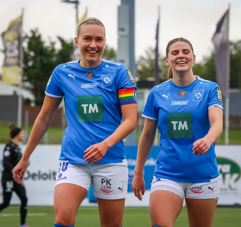 Myndaveisla: Stjarnan skellti Blikum
