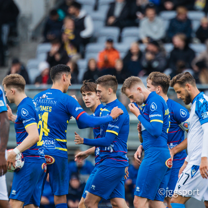 KA-menn fagna marki síðasta sumar.