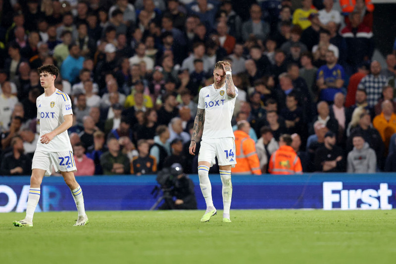Championship: Leeds missteig sig harkalega í toppbaráttunni