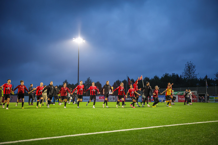 Víkingum er spáð öðru sæti.