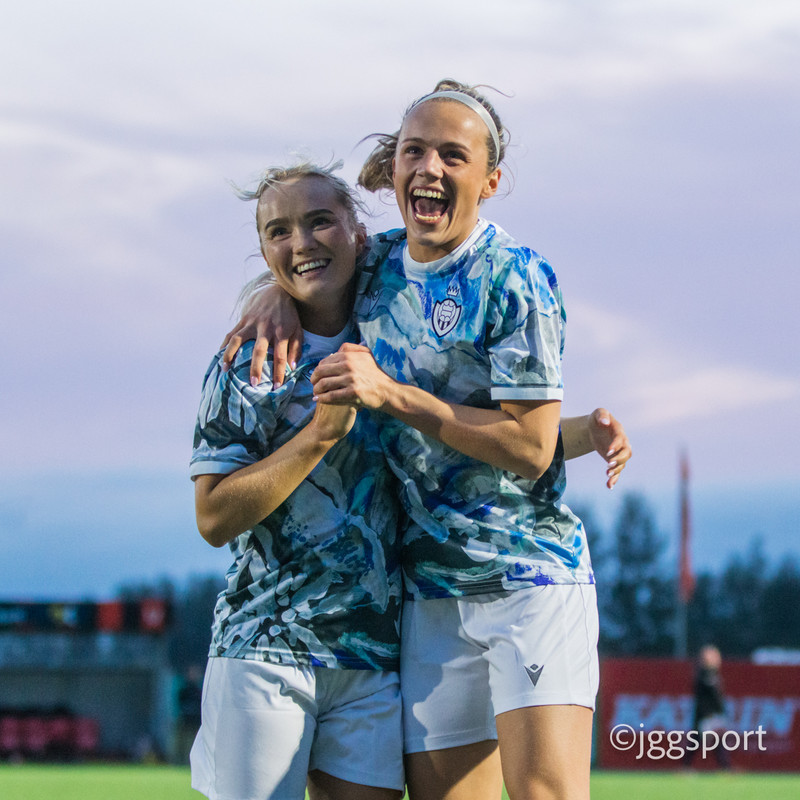 Erna Guðrún Magnúsdóttir og Emma Steinsen.