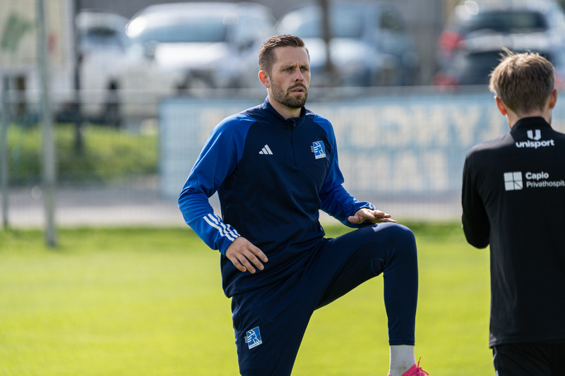 Gylfi á æfingu með Lyngby.