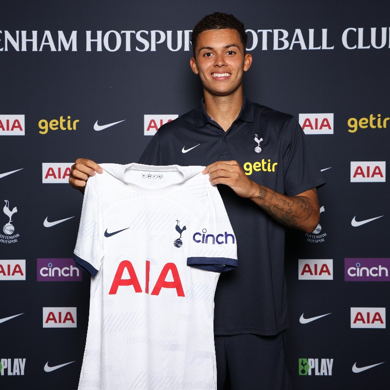 Brennan Johnson til Tottenham (Staðfest)