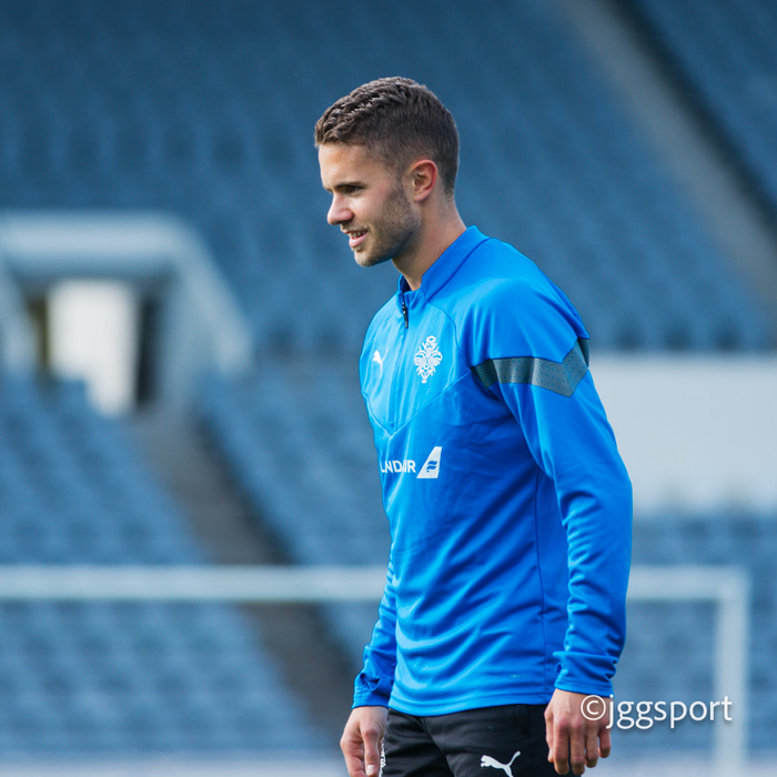 Júlli á landsliðsæfingu.