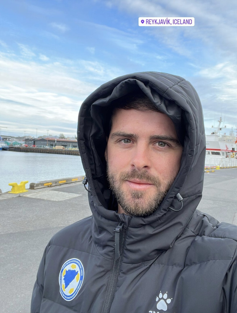 Miralem Pjanic í morgungöngu í Reykjavík.