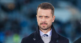 Kári: Enginn að hrifsa til sín sæti