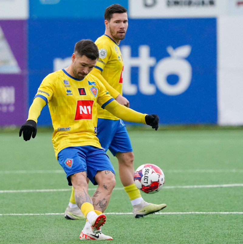 Myndaveisla: KA vann Keflavík í neðri hlutanum