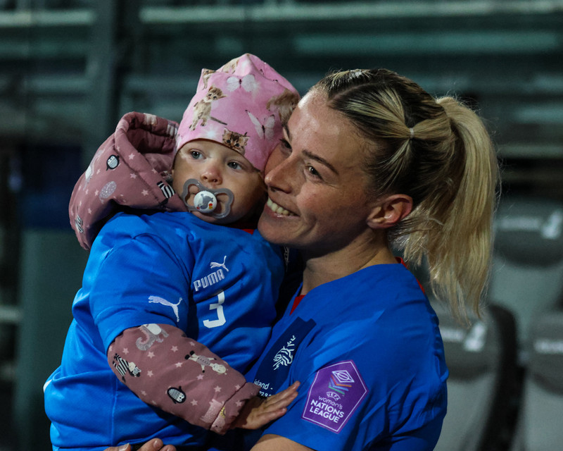 Myndaveisla 2 frá sigri Íslands á Wales í gær