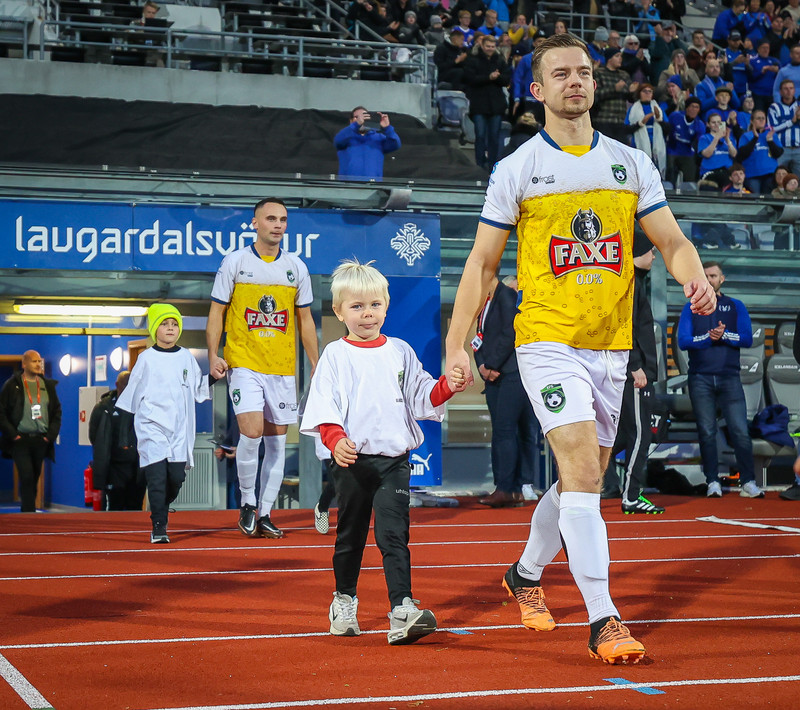 Myndaveisla: Víðir vann Fótbolti.net bikarinn