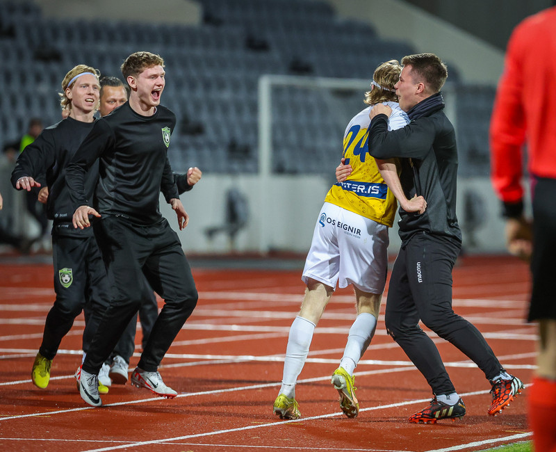 Myndaveisla: Víðir vann Fótbolti.net bikarinn