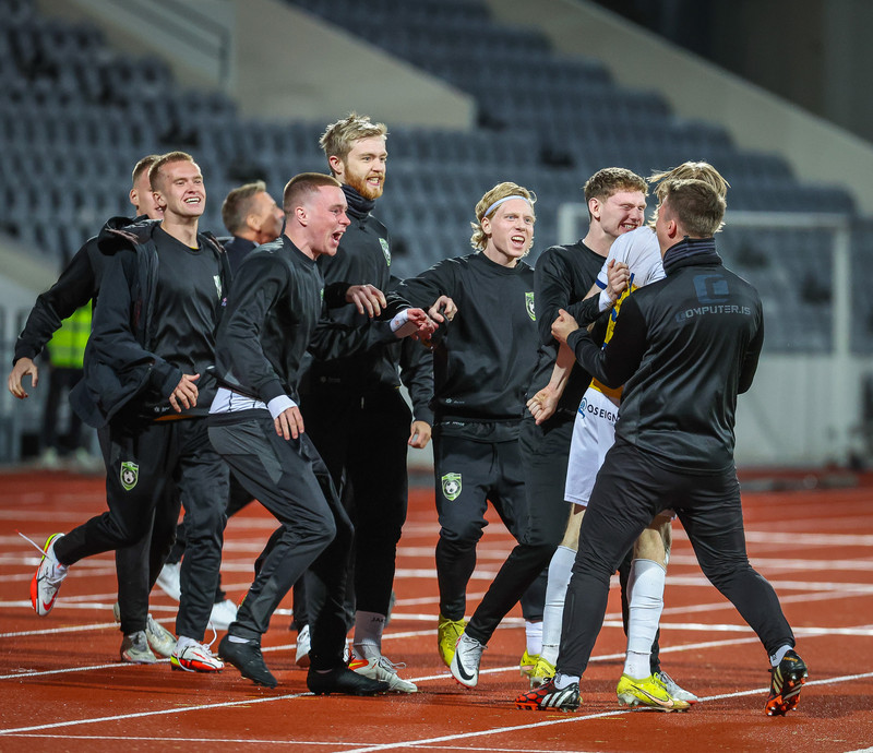 Myndaveisla: Víðir vann Fótbolti.net bikarinn