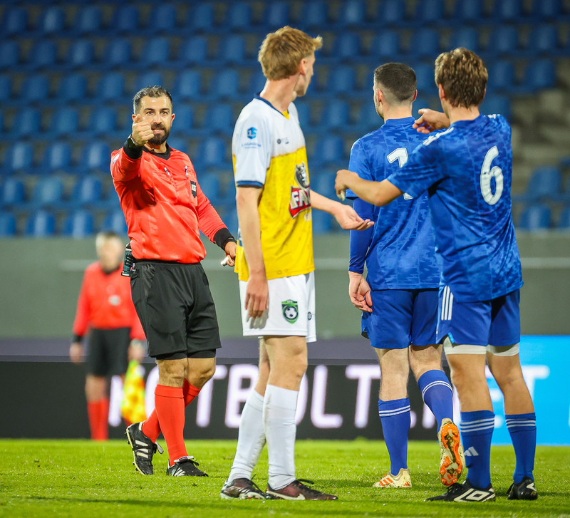 Myndaveisla: Víðir vann Fótbolti.net bikarinn