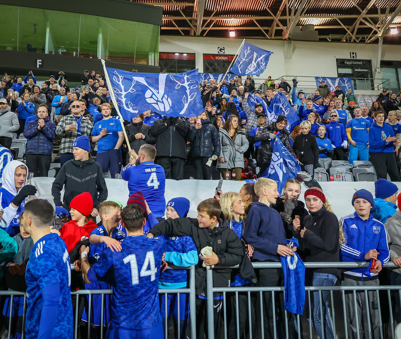 Myndaveisla: Víðir vann Fótbolti.net bikarinn