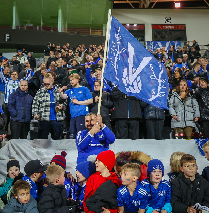 Myndaveisla: Víðir vann Fótbolti.net bikarinn