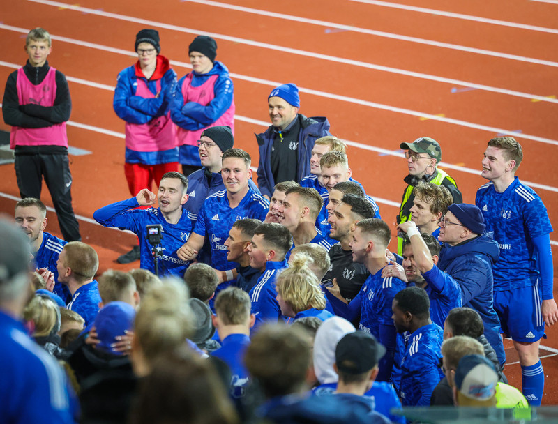 Myndaveisla: Víðir vann Fótbolti.net bikarinn