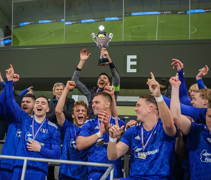 Myndaveisla: Víðir vann Fótbolti.net bikarinn
