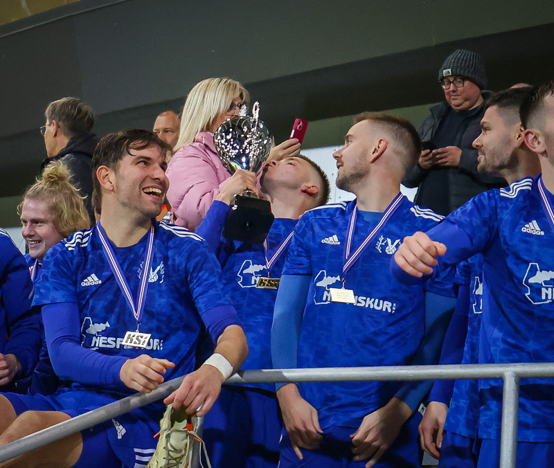 Myndaveisla: Víðir vann Fótbolti.net bikarinn